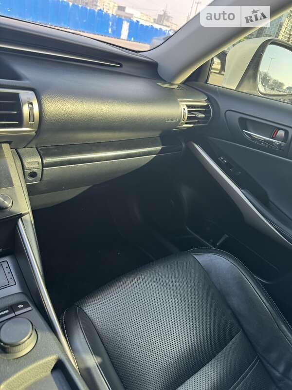Седан Lexus IS 2013 в Одессе фото 30 Седан Lexus IS 2013 в Одессе
