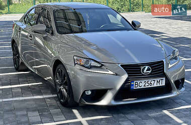 Седан Lexus IS 2015 в Ивано-Франковске
