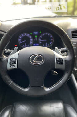 Седан Lexus IS 2010 в Тернополе