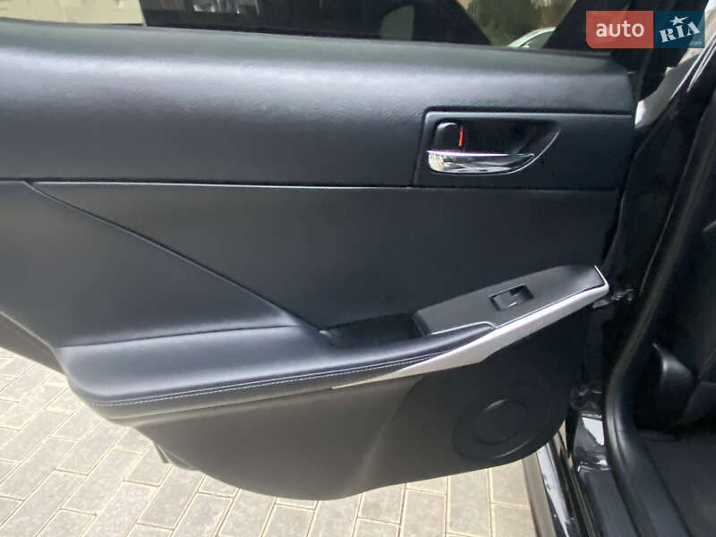 Седан Lexus IS 2014 в Одессе
