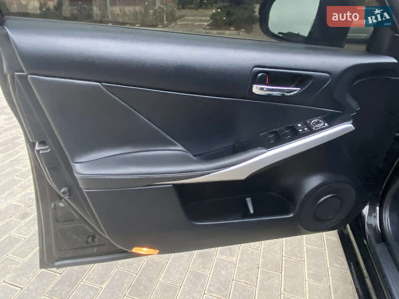 Седан Lexus IS 2014 в Одессе