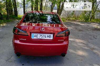 Седан Lexus IS 2006 в Днепре