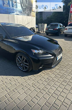 Седан Lexus IS 2015 в Одессе