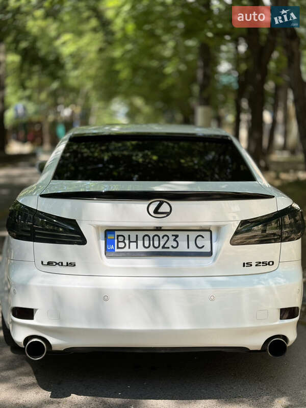 Седан Lexus IS 2008 в Одесі