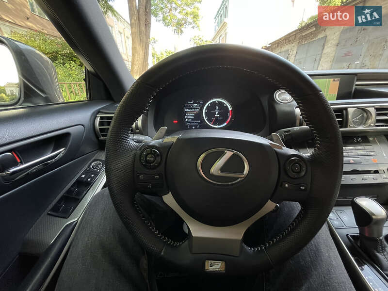 Седан Lexus IS 2014 в Дніпрі