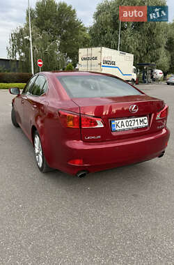 Седан Lexus IS 2010 в 