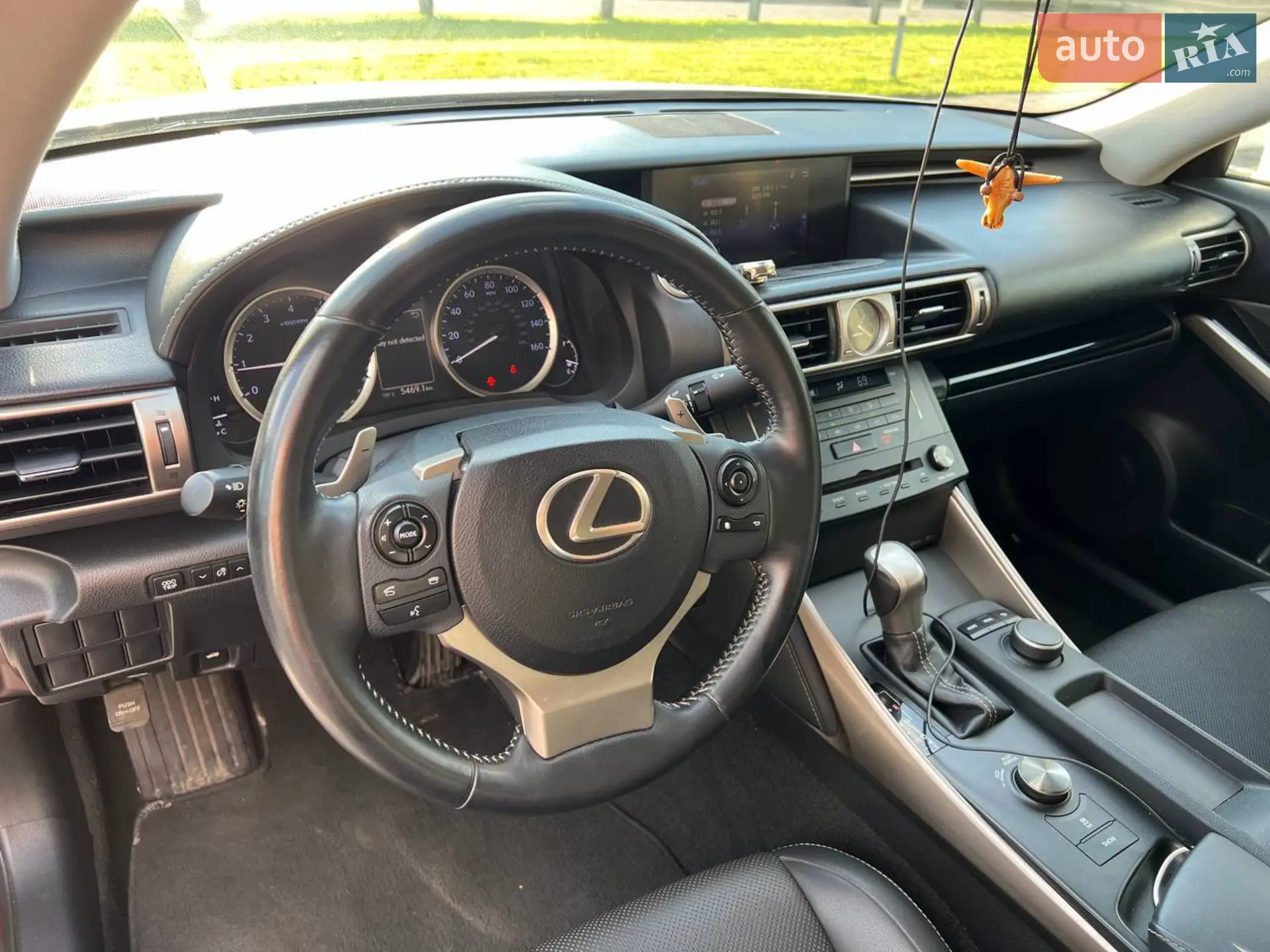 2015 Lexus IS - мініатюра 11