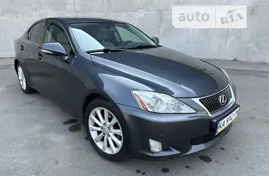 Lexus IS 2010