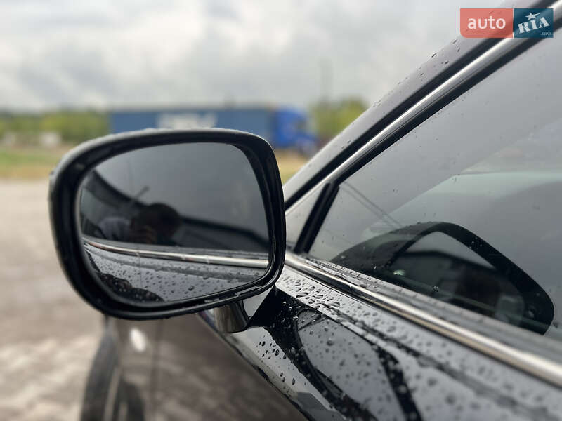 Седан Lexus IS 2008 в Луцьку