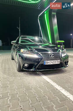 Седан Lexus IS 2013 в 
