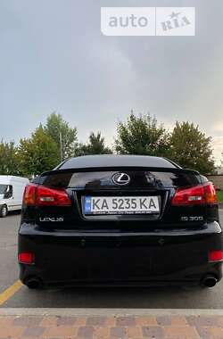 Седан Lexus IS 2007 в Киеве