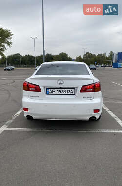 Седан Lexus IS 2008 в Киеве