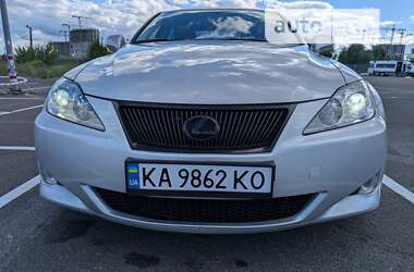 Седан Lexus IS 2008 в Киеве