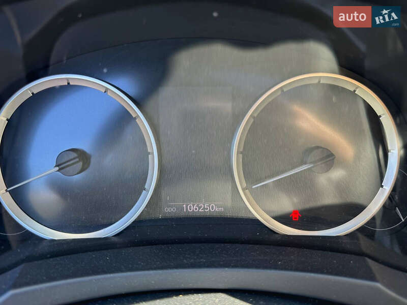 Седан Lexus IS 2016 в Киеве фото 17 Седан Lexus IS 2016 в Киеве