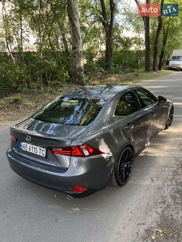 Седан Lexus IS 2014 в Каменском фото 53 Седан Lexus IS 2014 в Каменском