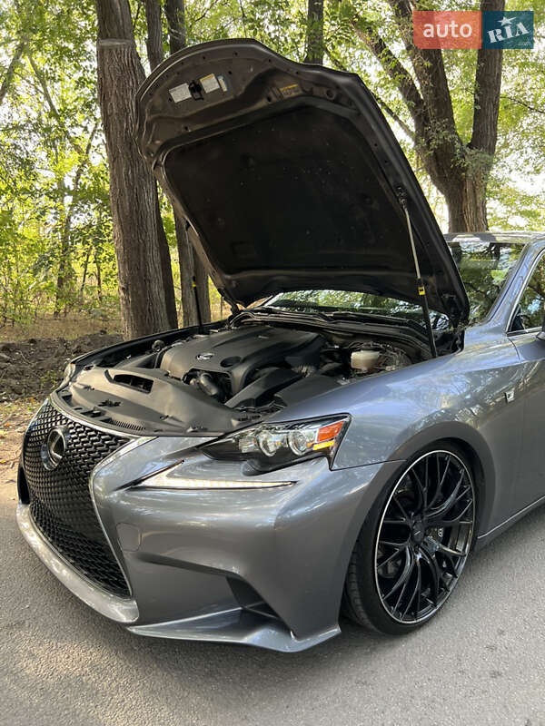 Седан Lexus IS 2014 в Каменском фото 61 Седан Lexus IS 2014 в Каменском