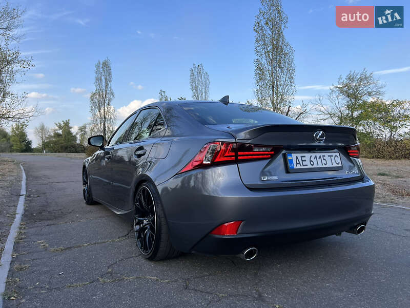 Седан Lexus IS 2014 в Каменском фото 81 Седан Lexus IS 2014 в Каменском