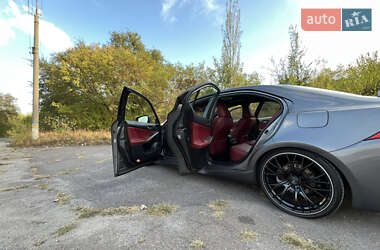 Седан Lexus IS 2014 в 
