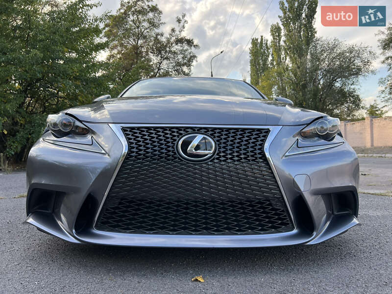 Седан Lexus IS 2014 в Каменском фото 130 Седан Lexus IS 2014 в Каменском