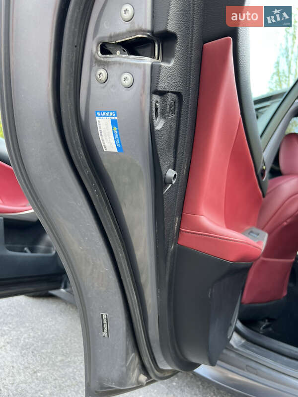 Седан Lexus IS 2014 в Каменском фото 141 Седан Lexus IS 2014 в Каменском