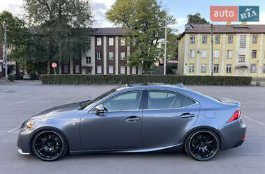 Седан Lexus IS 2014 в 