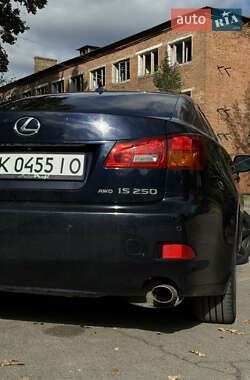 Седан Lexus IS 2007 в Рокитном