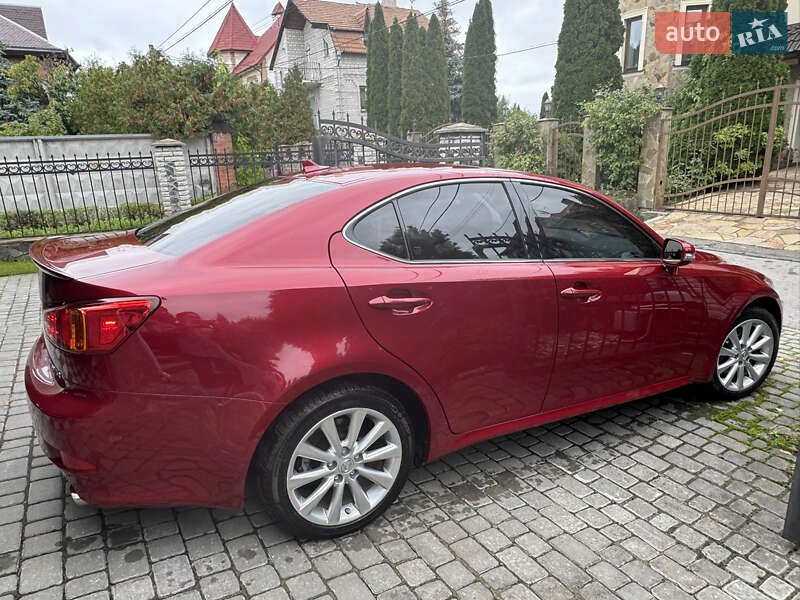 Седан Lexus IS 2010 в Киеве фото 3 Седан Lexus IS 2010 в Киеве