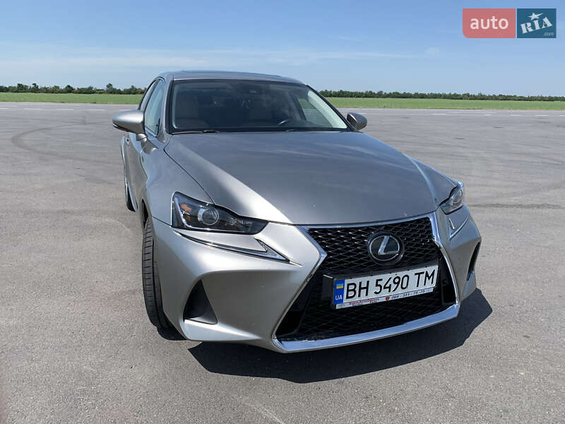 Седан Lexus IS 2018 в Одессе