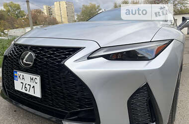 Седан Lexus IS 2022 в Киеве