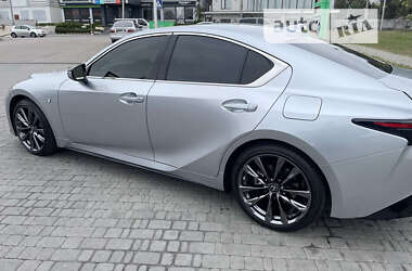 Седан Lexus IS 2022 в Киеве