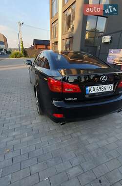 Седан Lexus IS 2007 в Виннице