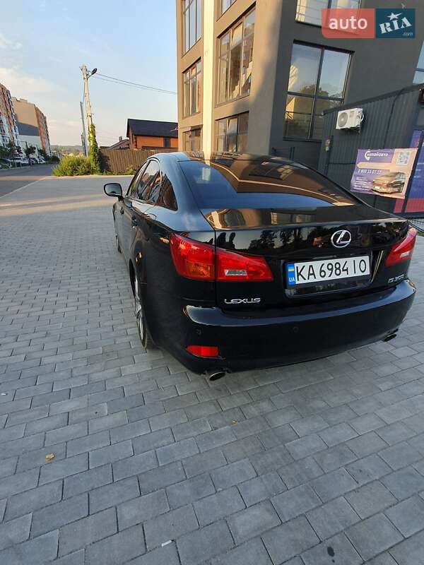 Седан Lexus IS 2007 в Виннице