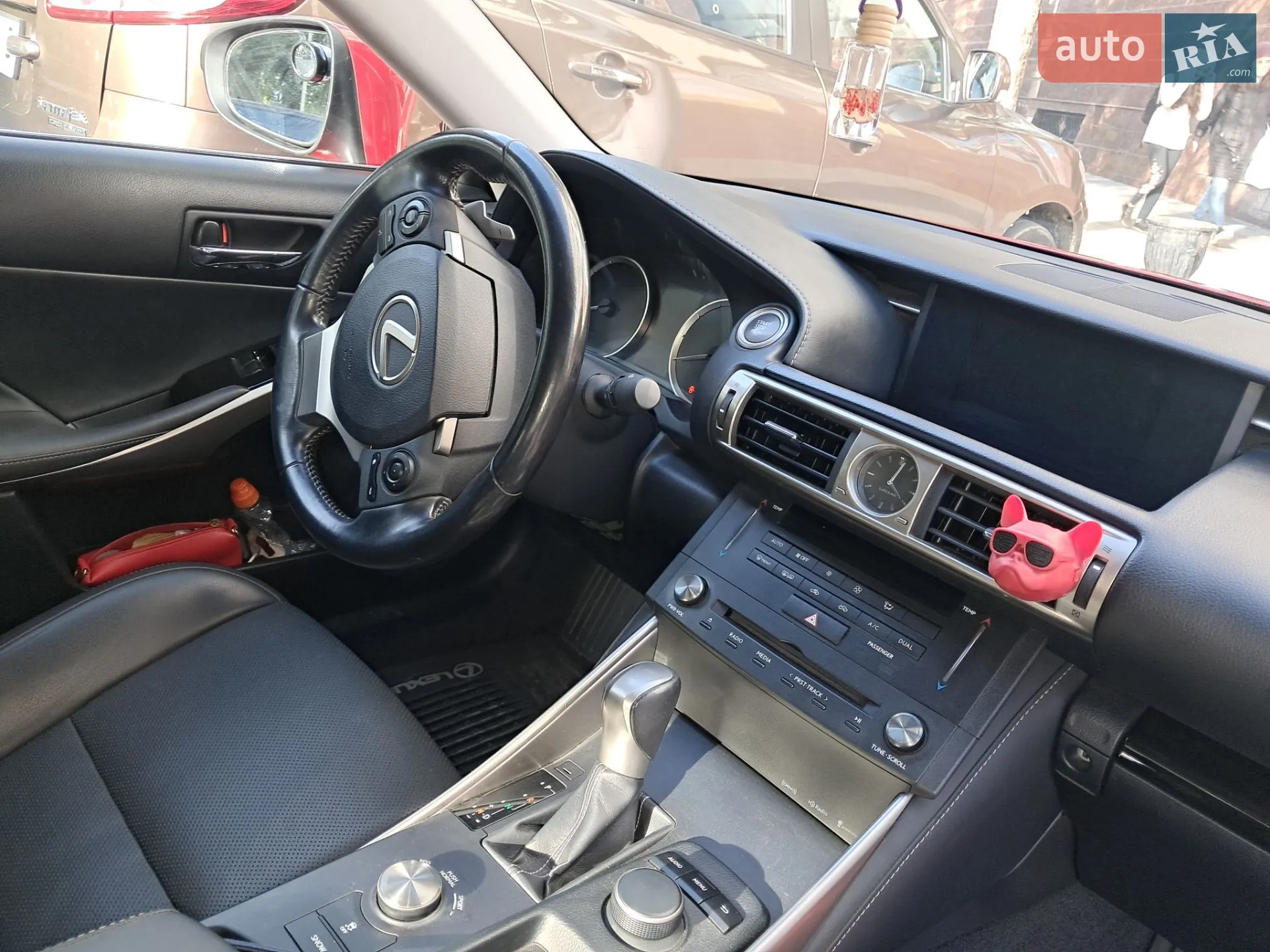 2015 Lexus IS - мініатюра 9