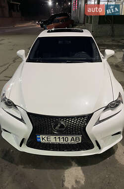 Седан Lexus IS 2015 в Дніпрі