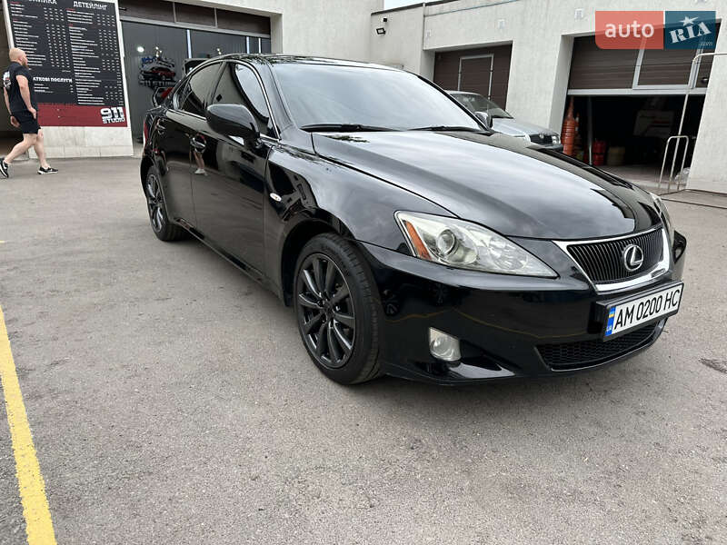 Седан Lexus IS 2009 в Киеве