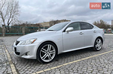 Седан Lexus IS 2005 в Мукачевому