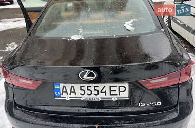 Седан Lexus IS 2015 в Киеве