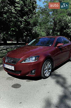 Седан Lexus IS 2013 в Вознесенську