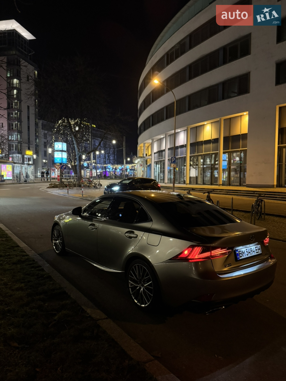 2018 Lexus IS - мініатюра 18