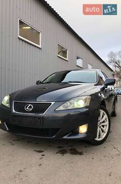 Седан Lexus IS 2006 в Львове