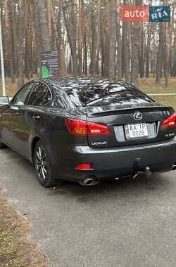 Седан Lexus IS 2007 в Киеве