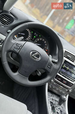 Седан Lexus IS 2007 в Киеве