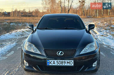 Седан Lexus IS 2006 в Охтирці