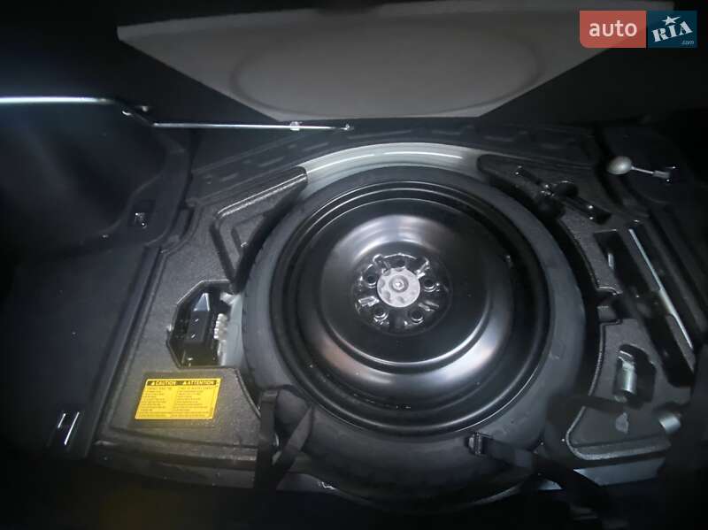 Седан Lexus IS 2013 в Полтаве