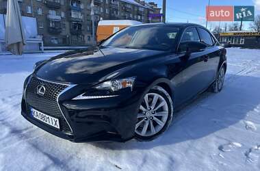 Седан Lexus IS 2015 в Киеве