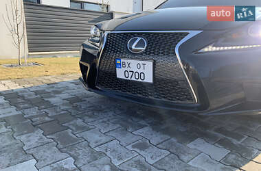 Седан Lexus IS 2016 в Хмельницком