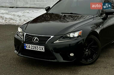 Седан Lexus IS 2014 в Києві