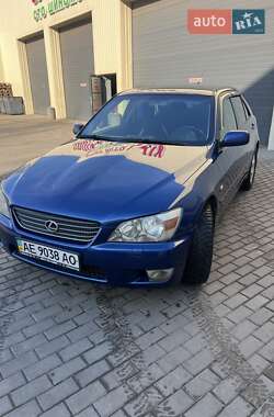 Седан Lexus IS 2000 в Дніпрі