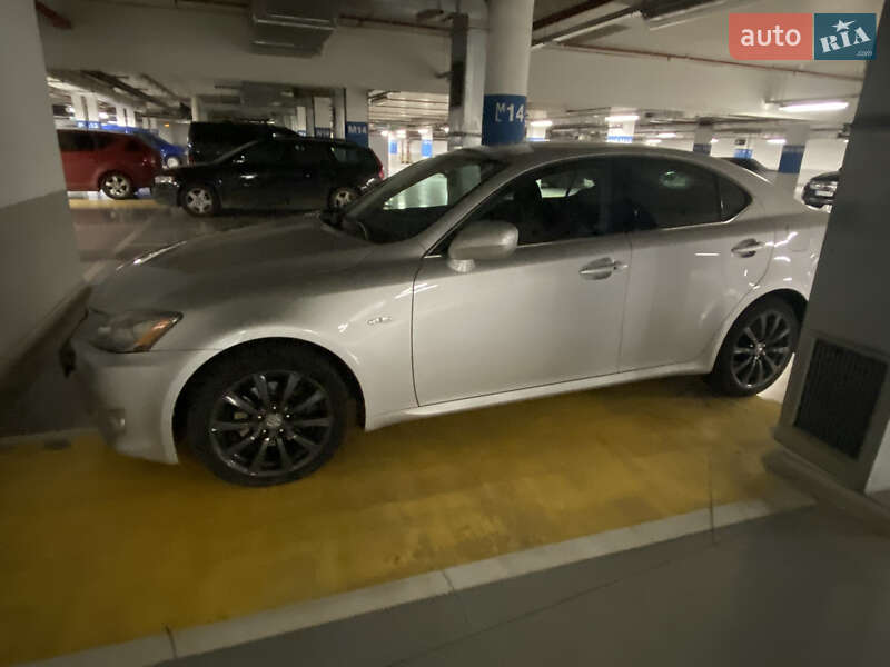 Седан Lexus IS 2006 в Запорожье