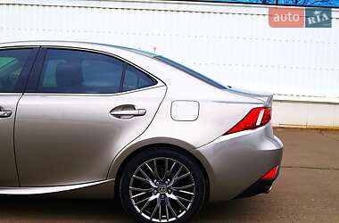 Седан Lexus IS 2013 в Білгороді-Дністровському